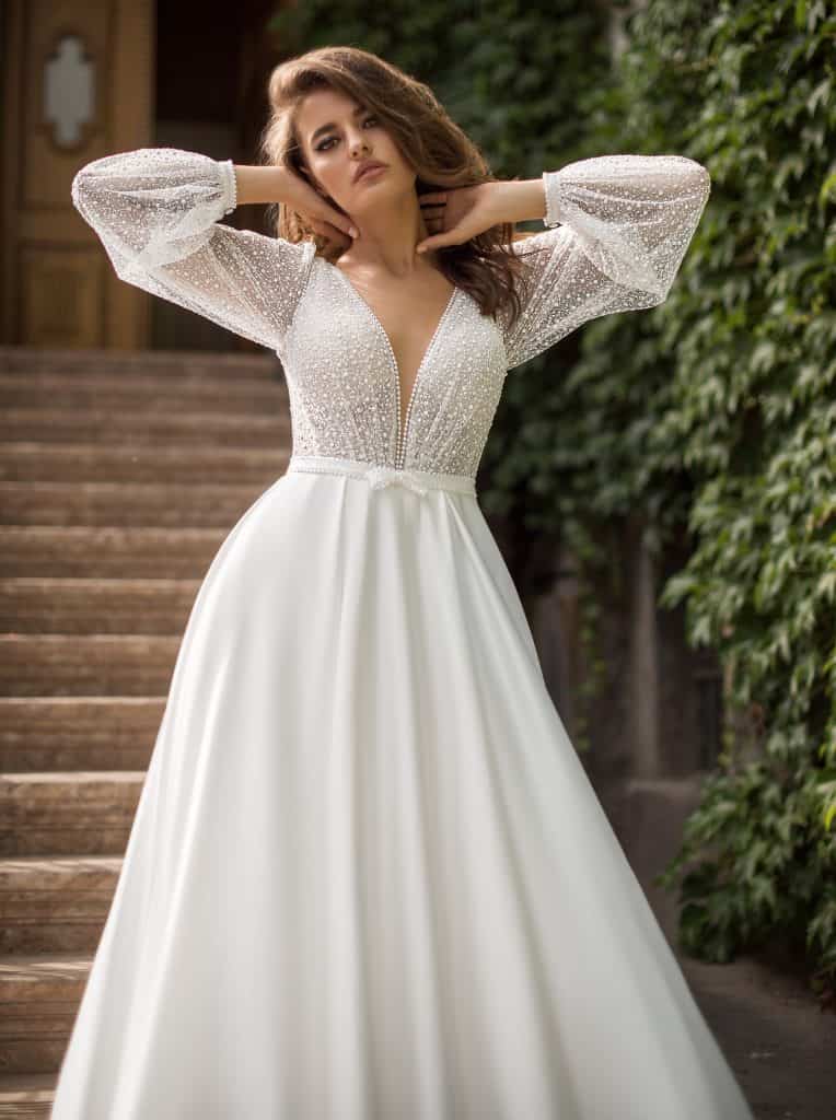 long sleeve wedding dress