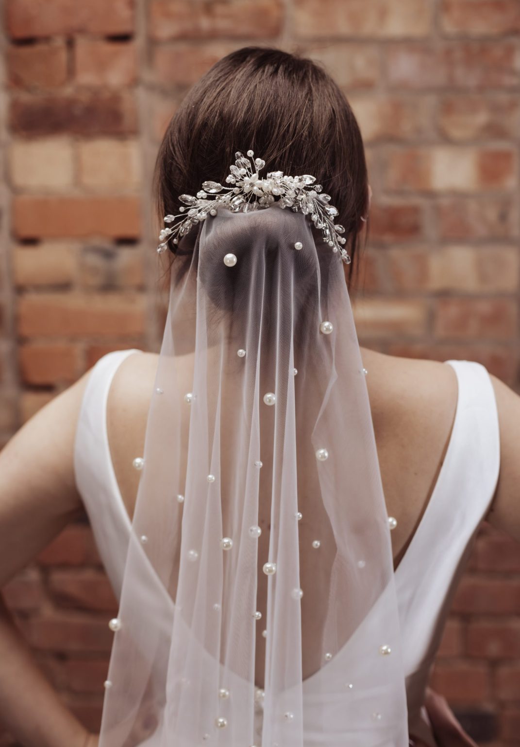 PBV9010 large pearl veil