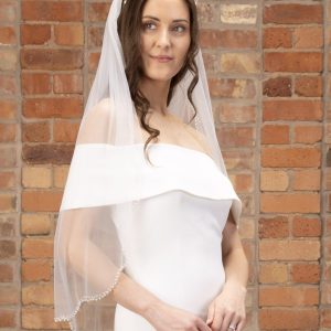 pbv9025 scalloped pearl edged veil