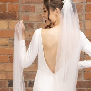 pearl and diamante edged veil