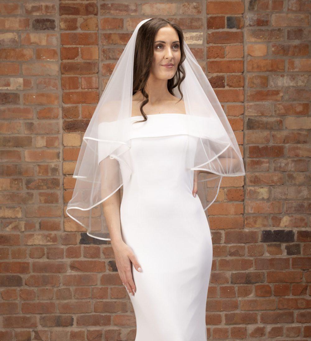 short two tier veil
