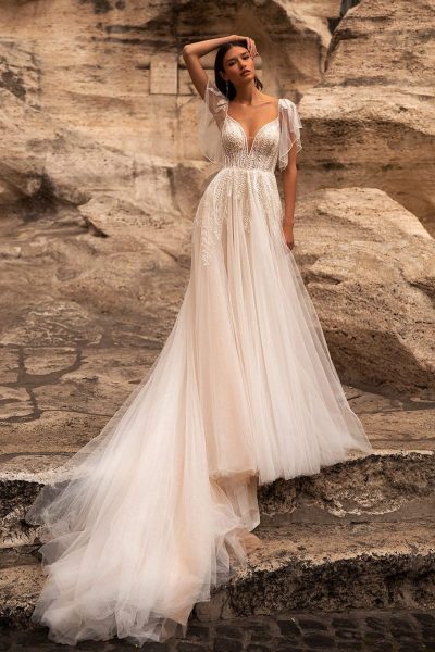Wendy by Elly Bride