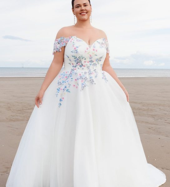 curvy bride wedding dresses