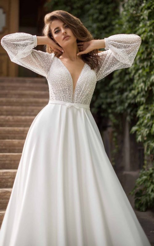 long sleeve wedding dress